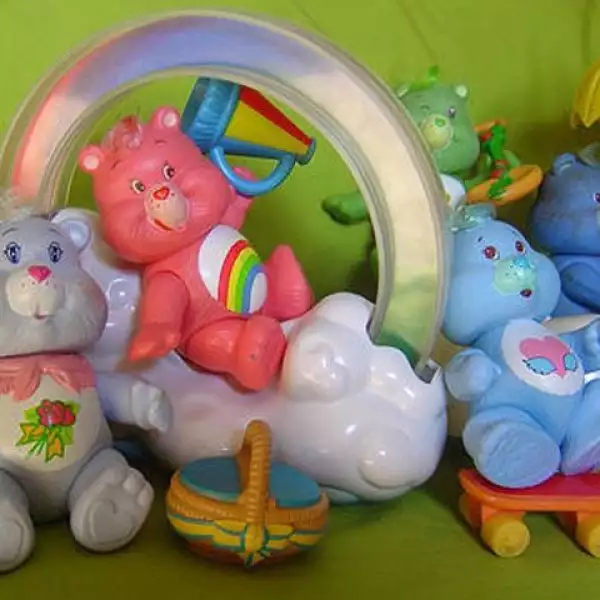 Los Ositos cariñositos fueron todo un éxito entre 1983 y 1987. Cada uno tenía un color y un símbolo diferente, aunque todos se distinguían por tener un pequeño corazón atrás.