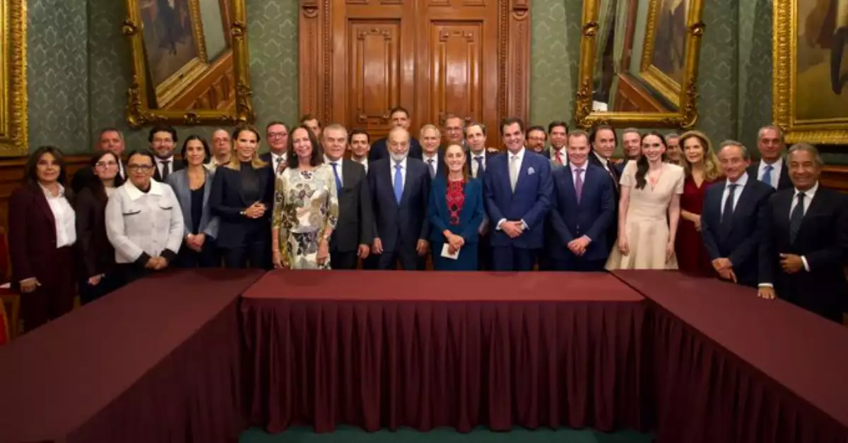 Sheinbaum se reúne con Carlos Slim, Baillères y otros empresarios para debatir inversiones del Plan México