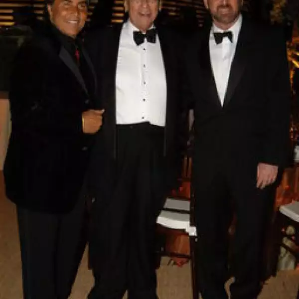 Jaime Camil, Isaac Saba, Tony Garza