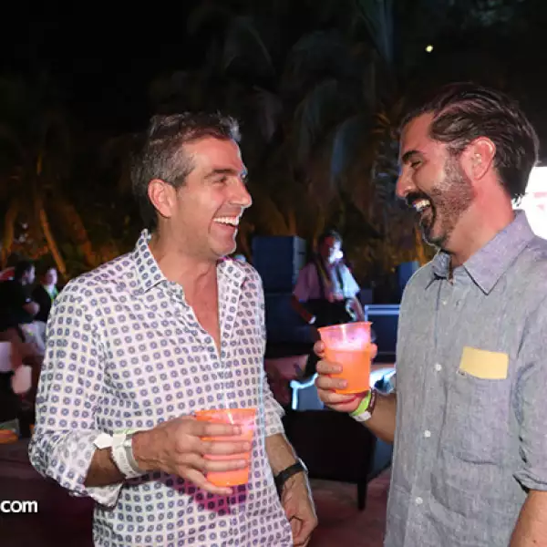 Alejandro García y Roberto González