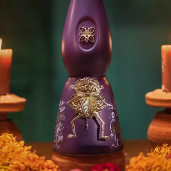 Clase Azul Tequila Día de Muertos Edición Limitada Música 5