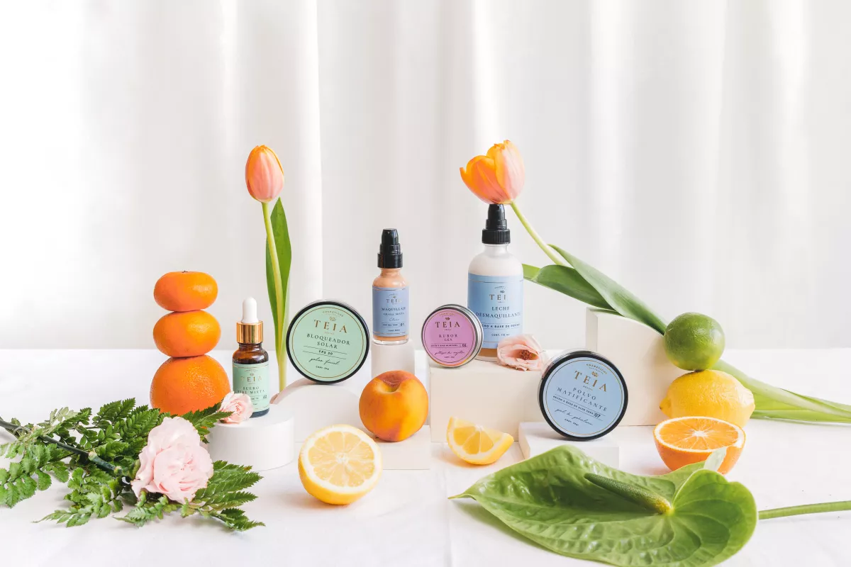 teia cosmeticos.jpg
