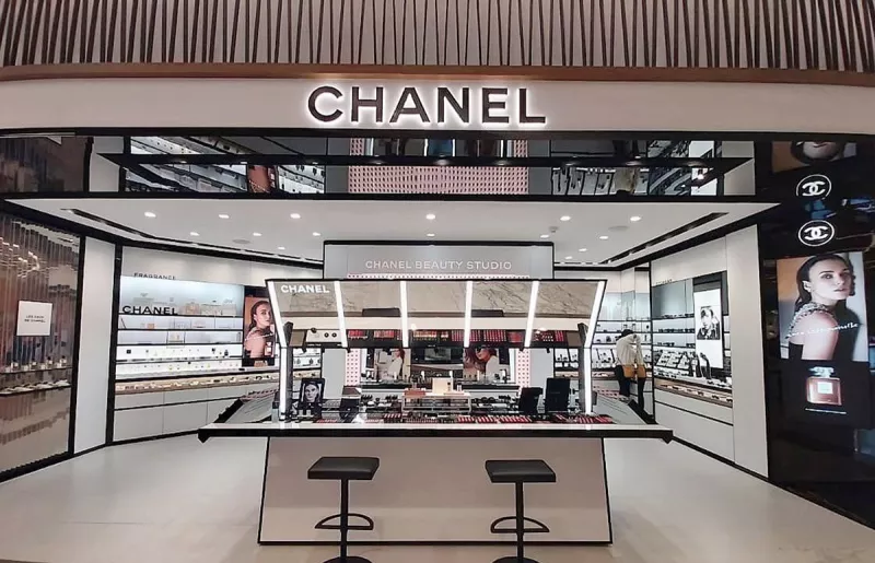 chanel-beauty studio-BS2-DEST.jpg