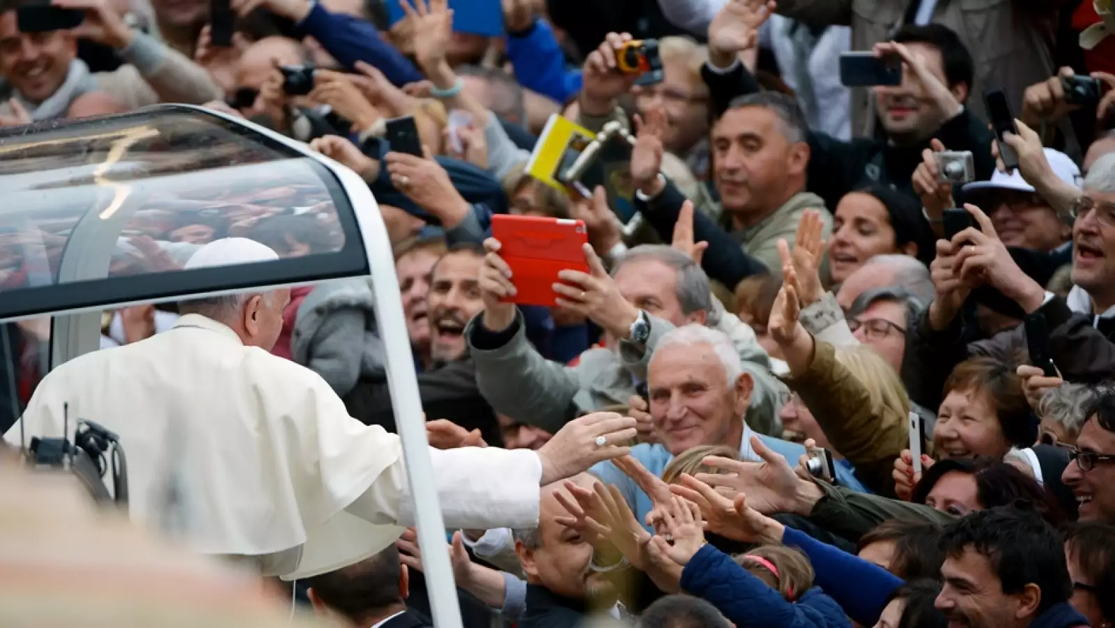 papa Francisco visita Asis