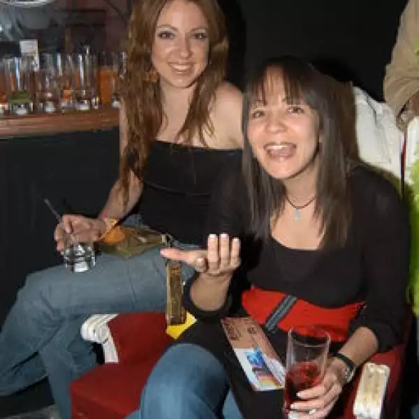 Angie Cervera, Vanesa Troncoso