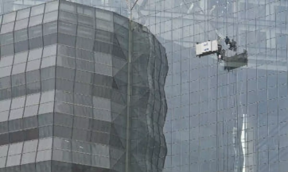 edificio de vidrio