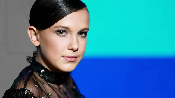 Millie-Bobby-Brown-Concierto-Maroon-5