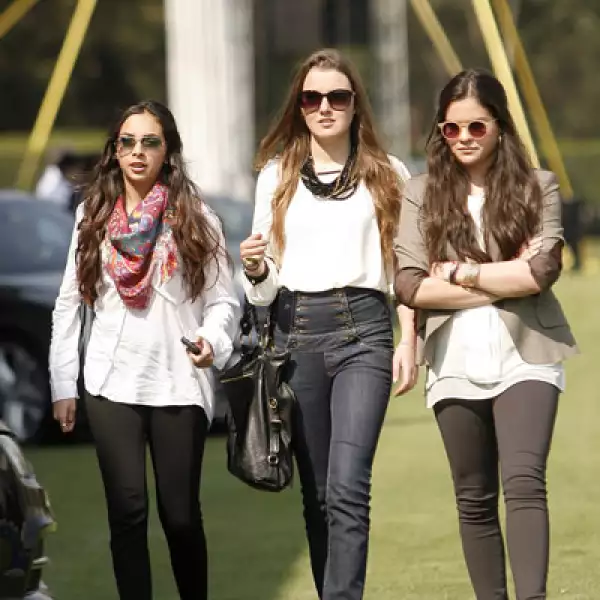 Johanna Serna,Daniela Montgomery,Regina Medina