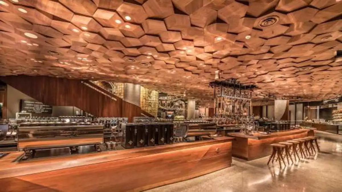 Starbucks Shangai