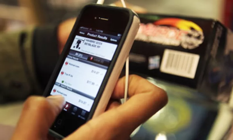 El 67% de los usuarios de teléfonos inteligentes se interesan en pagos móviles, según el ejercicio. (Foto: AP)