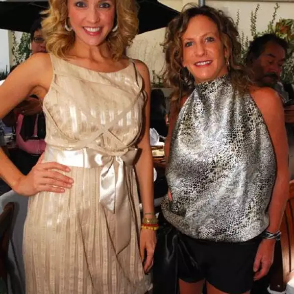 EMBAJADORAS DE AGAVIA Y RG SANCHEZ