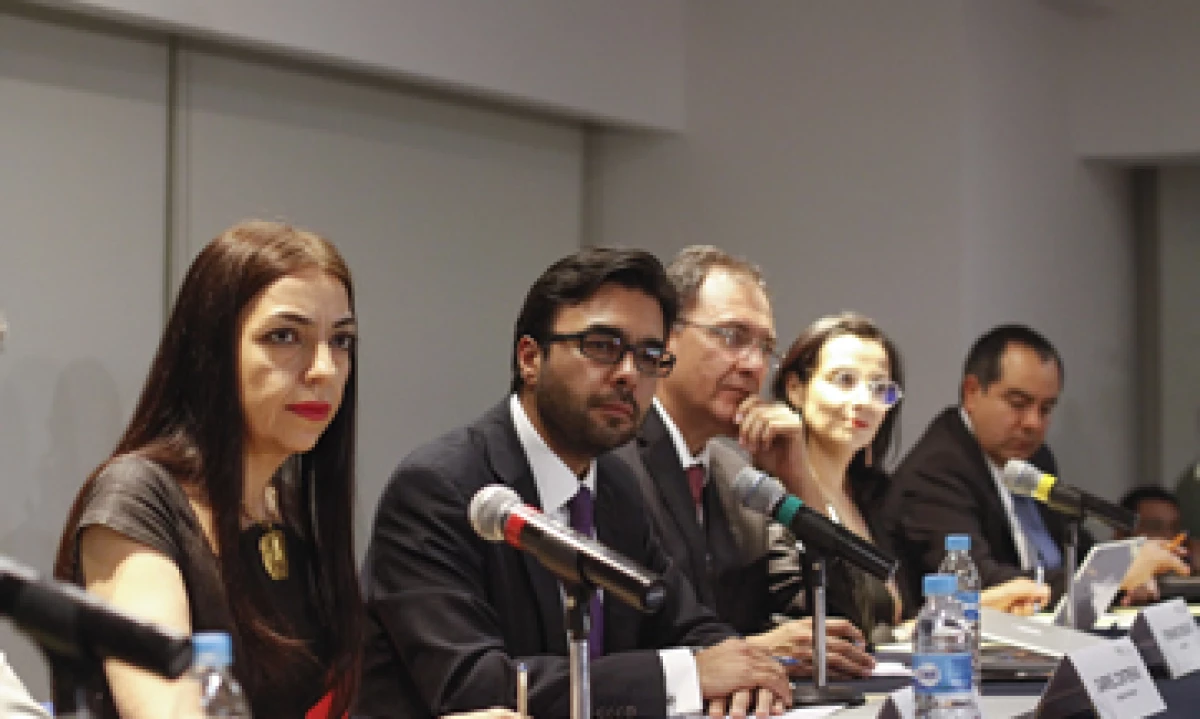 El IFT argumentó que la decisión es para fomentar la competencia y dar mayor certeza a los interesados. (Foto: Cuartoscuro)
