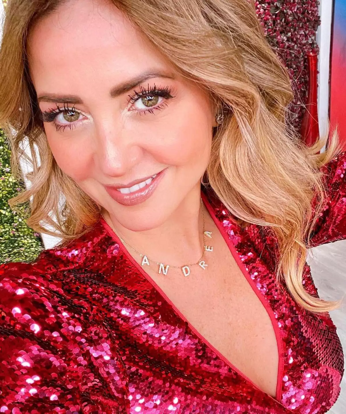 andrea-legarreta.jpeg