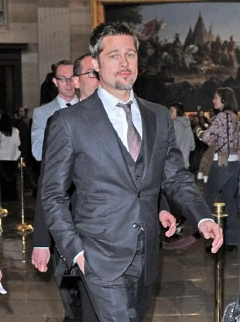 La cinta sería la adaptación de una novela del británico John le Carré titulada The Night Manager.