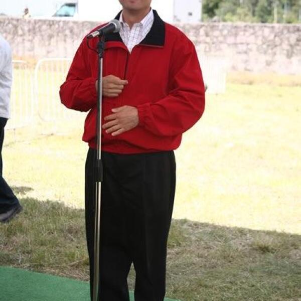 Sissi Harp, Vanessa Anaya y Peña Nieto en la inauguración...