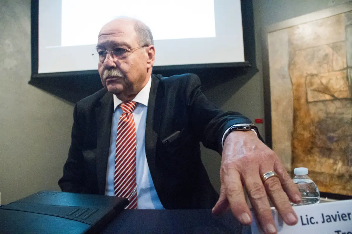 Javier Coello Trejo anuncia demanda contra Lozoya