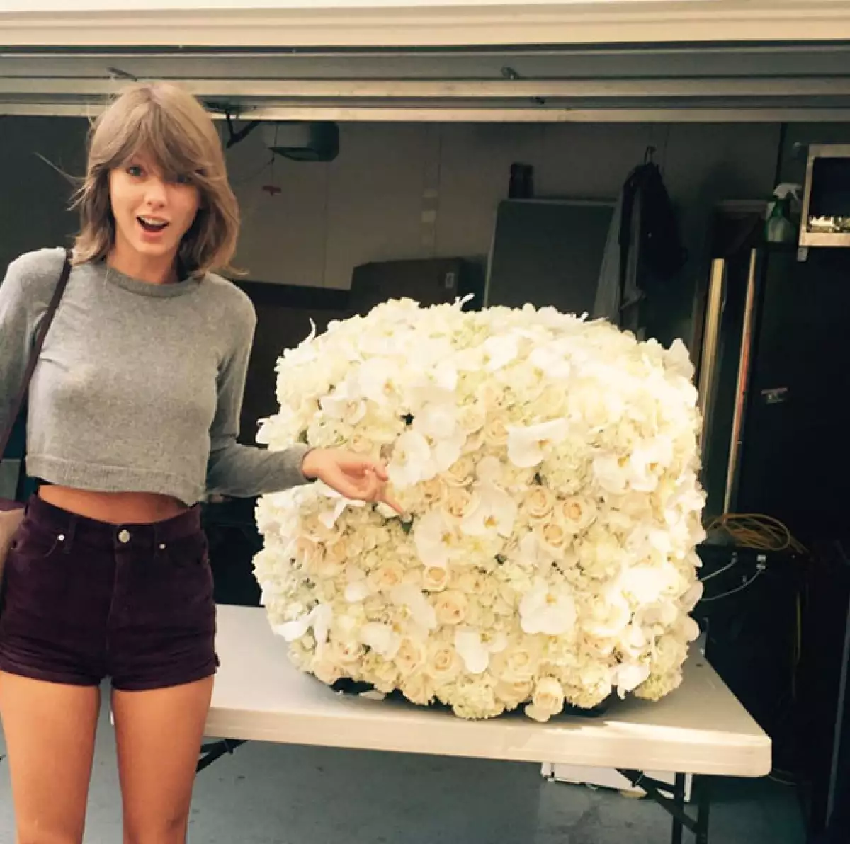Las desavenencias entre el rapero y la cantante finalmente han quedado en el pasado, pues ha sido con una sorpresa con la que Taylor confirma que tanto ella como Kanye ya son amigos.