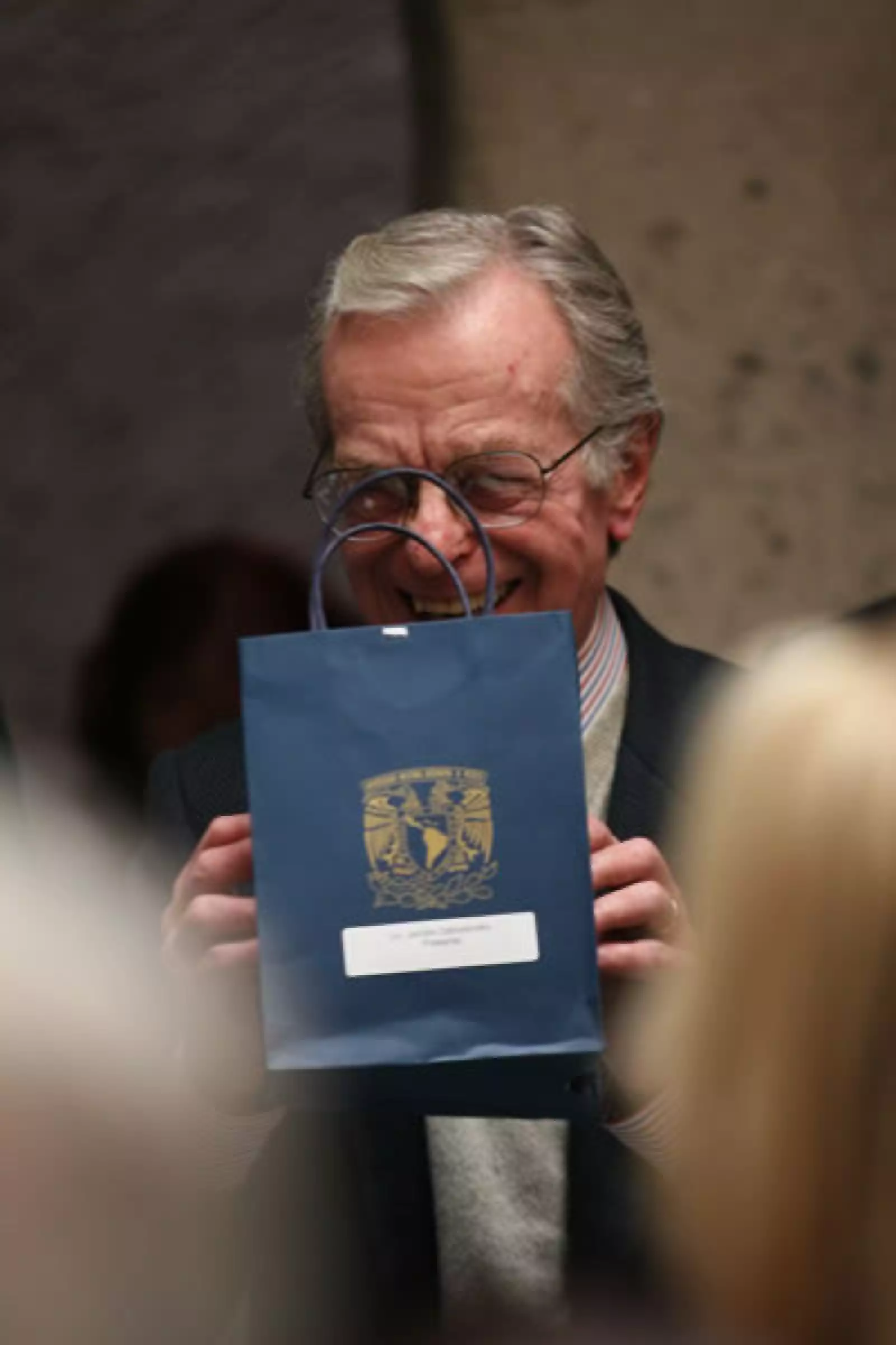 Homenaje a Jacobo Zabludovsky y Leon Davidoff.