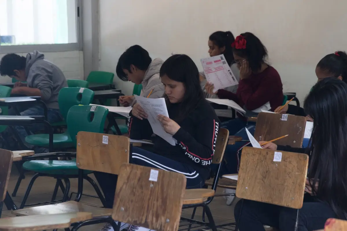 México avanza en los resultados de la prueba PISA de pensamiento creativo, pero con rezago