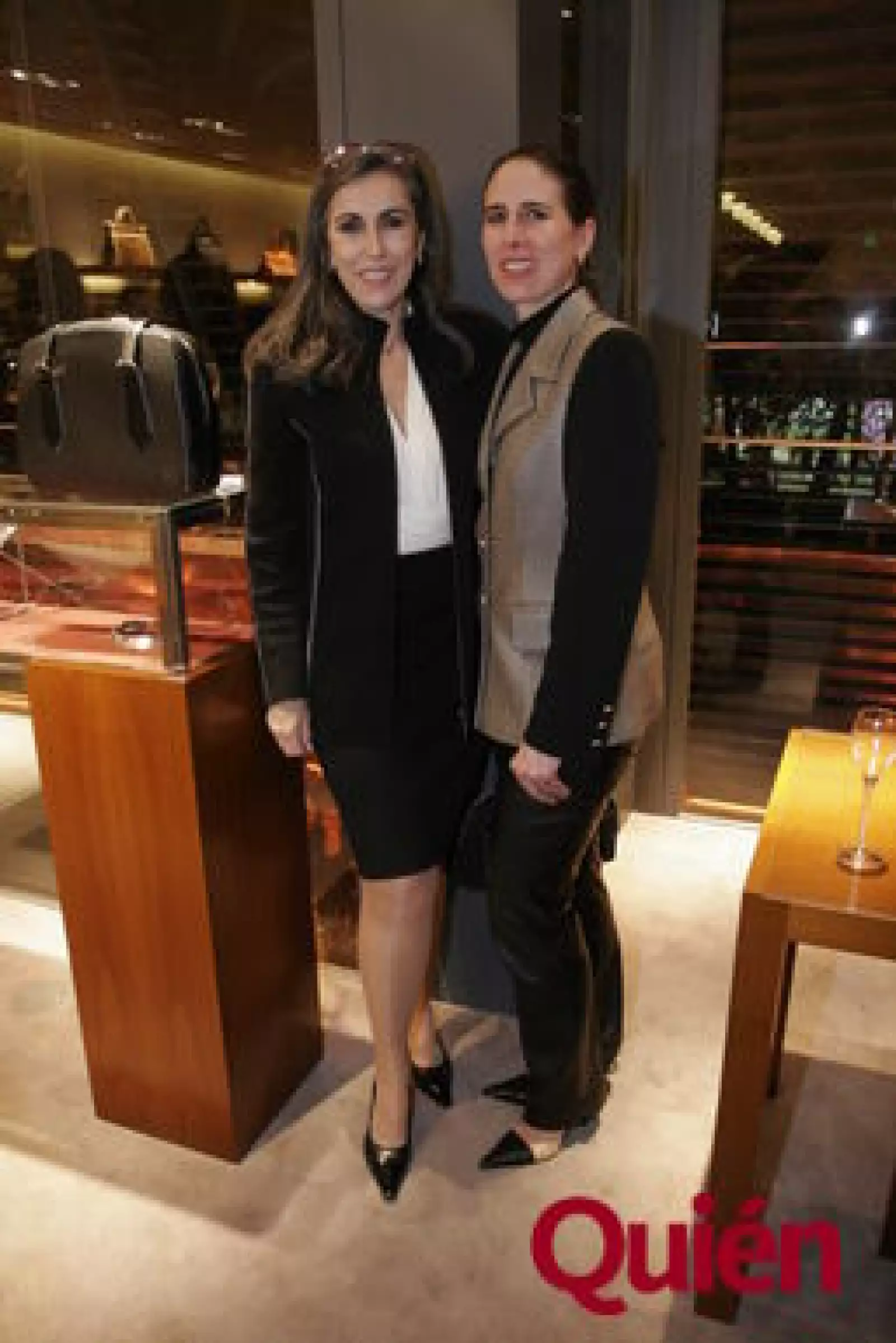 Miobe López, Alicia López