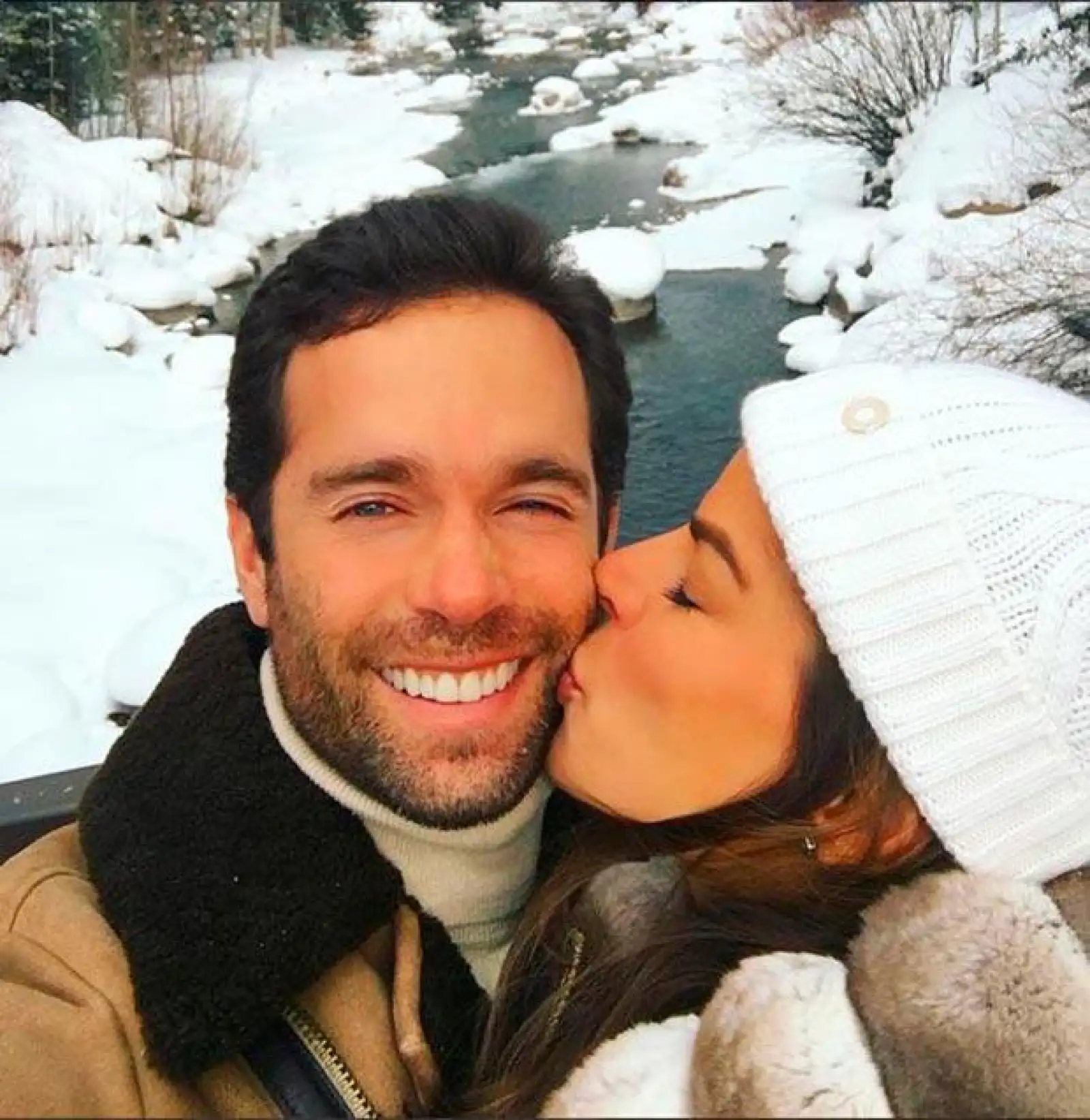 El amor entre ellos surgió de la manera menos esperada. Aunque ya se conocían, fue en Paris Fashion Week donde ocurrió el flechazo.