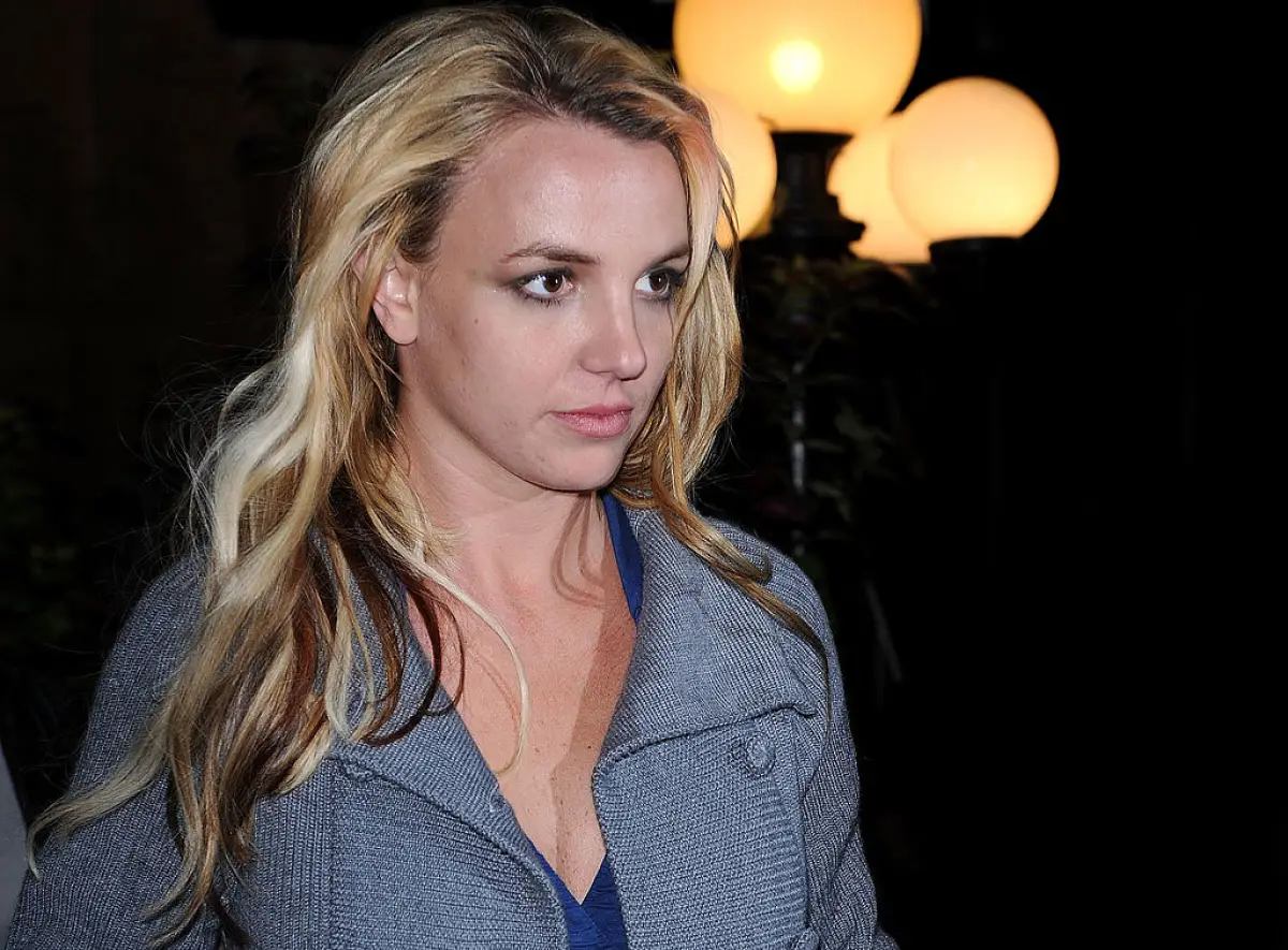 Celebrity Sightings in New York - September 29, 2008