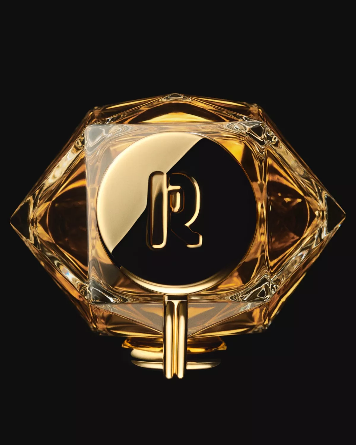 Gigi Hadid Rabanne