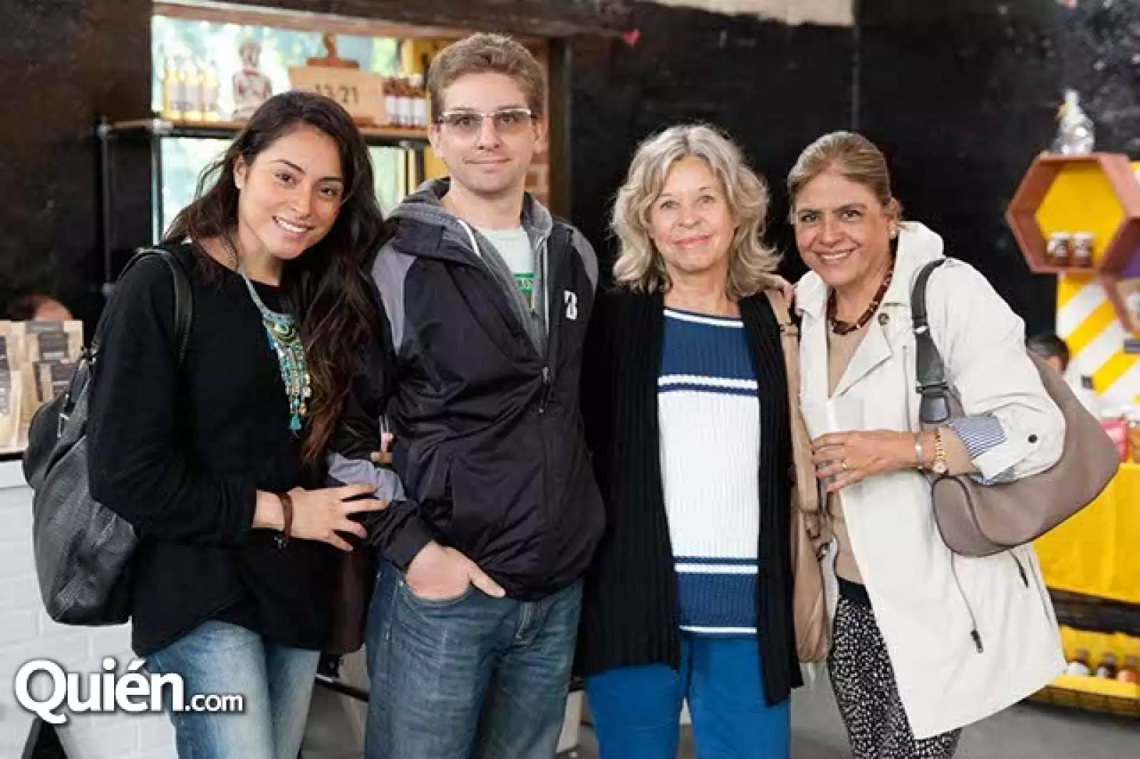 Sara Manzanárez,Patricio Calomarde,Marion Calomarde y Vicky Manzanárez