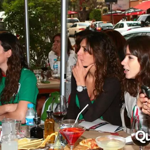 Ambiente Partido México Francia Polanco