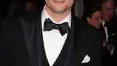 El actor que interpreta la vida de joven de `Clark Kent´ en la serie `Smallville´ cumple años y los festeja con la décima temporada de la producción televisiva.