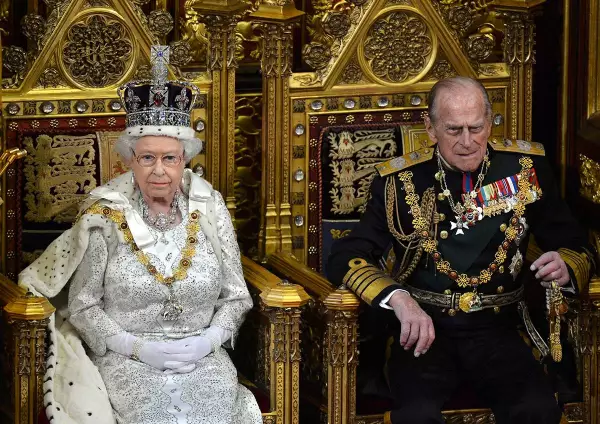 La reina Isabel II de Gran Bretaña y el príncipe Felipe, duque de Edimburgo