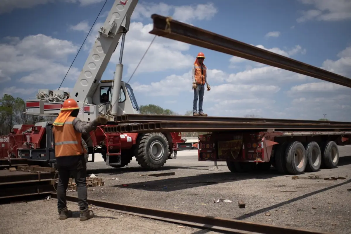 BBVA: el PIB de la construcción de obra civil en México caerá 43.6% este 2024