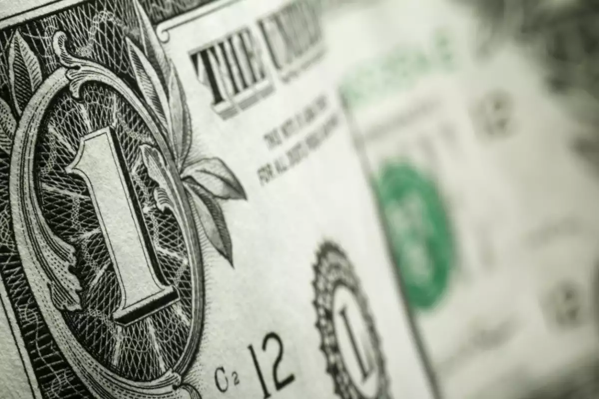 dólar