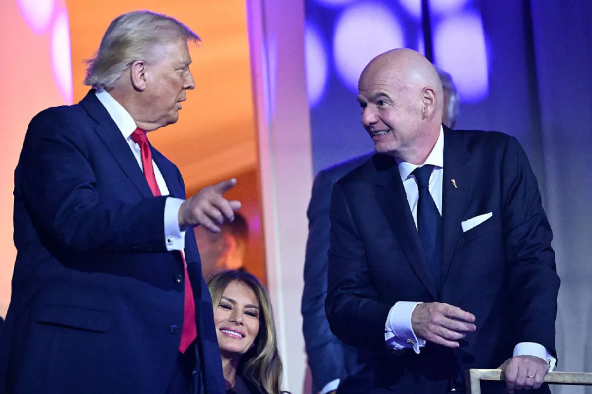 gianni infantino donald trump.png