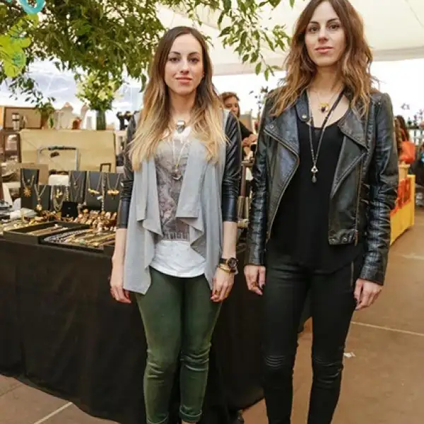 Alejandra y Gabriela Morales