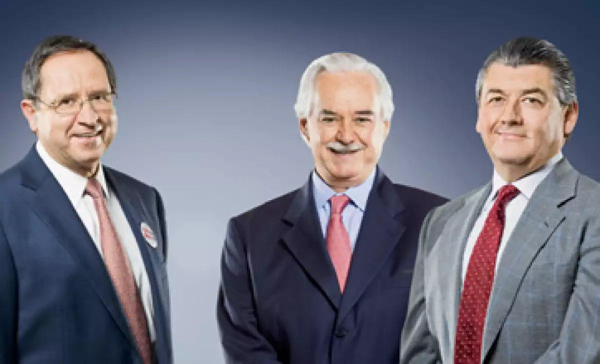 Salvador Alva, Lorenzo Zambrano y José Antonio Fernández (Foto: Mondaphoto)