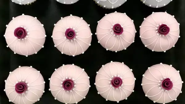 cupcakes-cumpleaños-reina-isabel.jpg