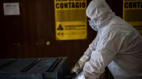 MEXICO-HEALTH-VIRUS-CREMATORIUM