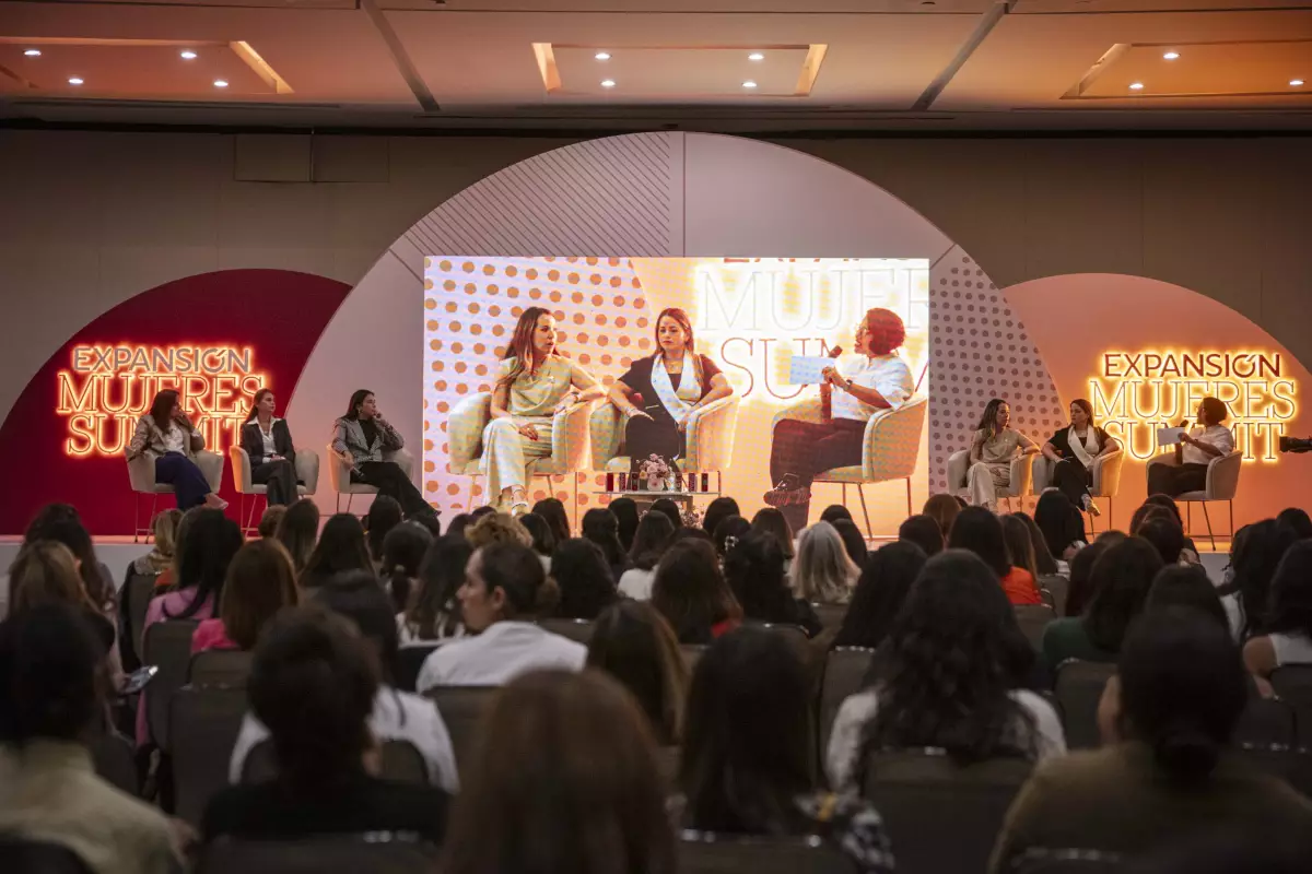 mujeres debatieron sobre las nuevas skills que se necesitan 