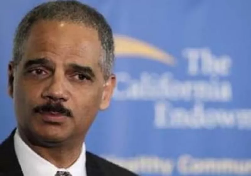 El secretario de Justicia de EU, Eric Holder, detalló el decomiso a los narcos mexicanos. (Foto: Reuters)