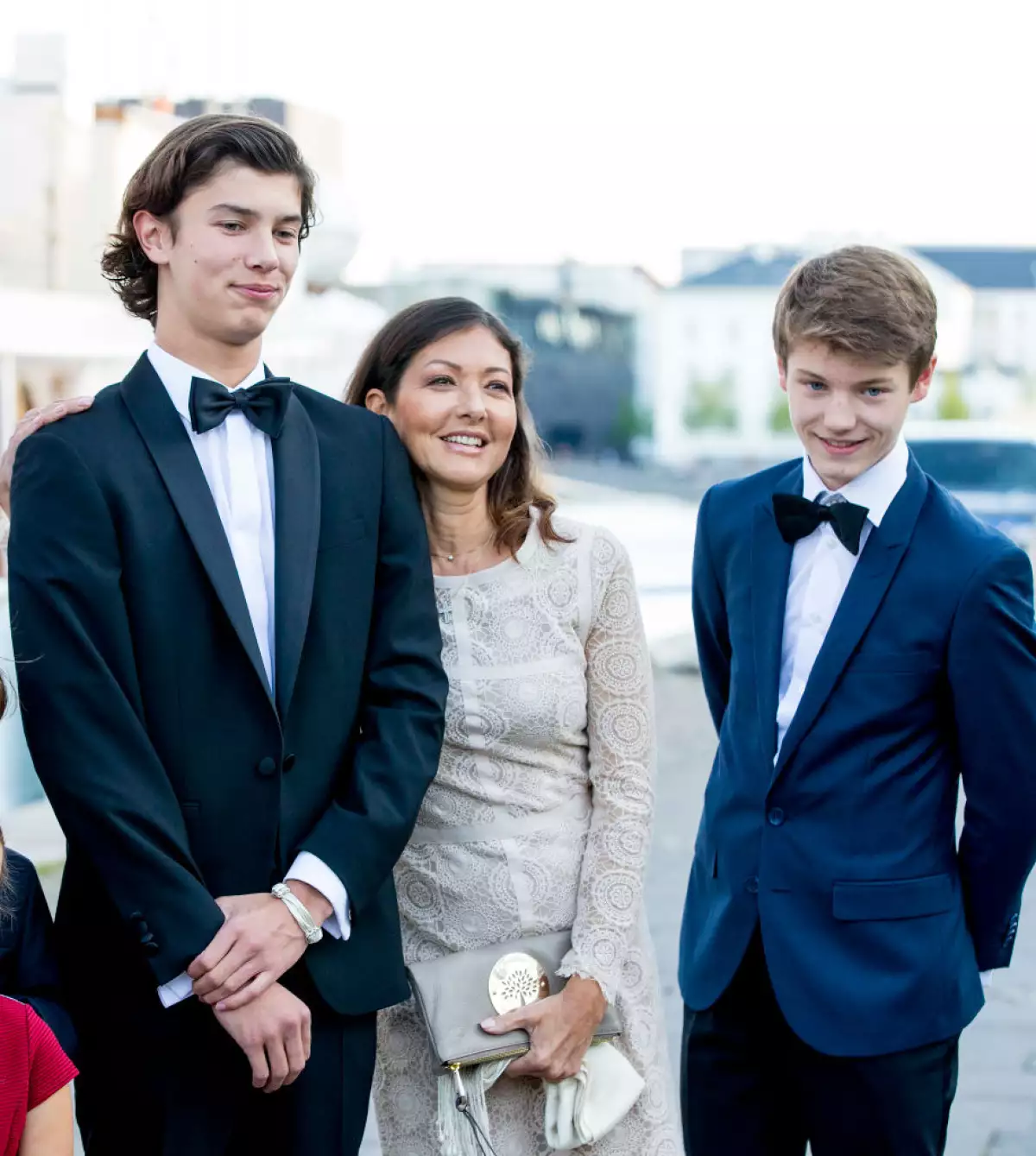 Príncipe Nikolai, condesa Alexandra de Dinamarca y príncipe Félix 