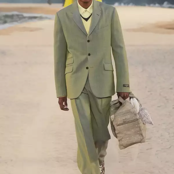 Vuitton m S27 031.jpg