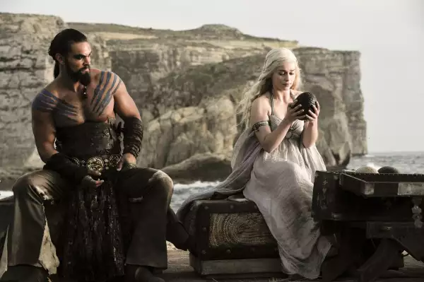 GAME OF THRONES S1 EP1.jpg