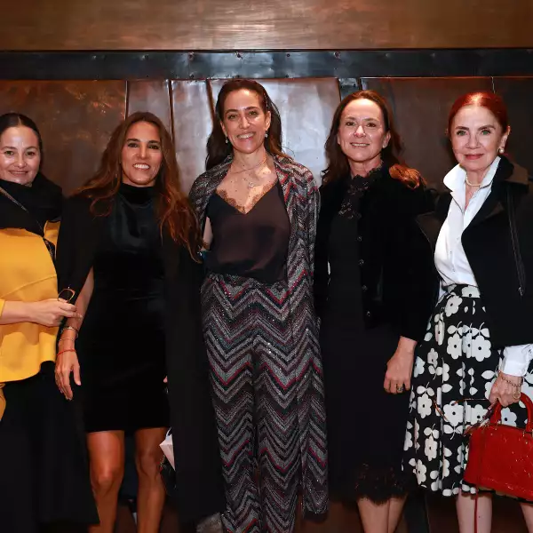 Patricia de la Barreda, Carla Mauri, Fabiola de la Madrid, Bárb