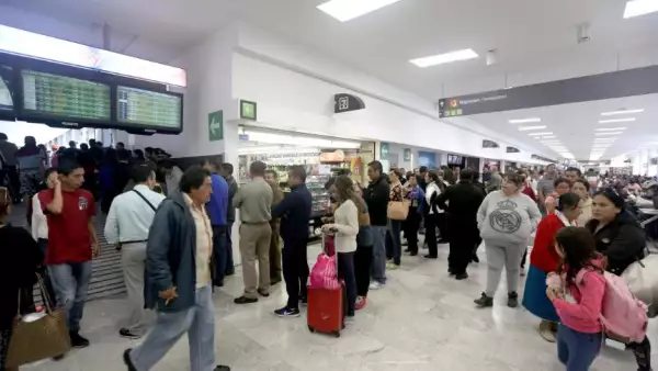Voto en el aeropuerto