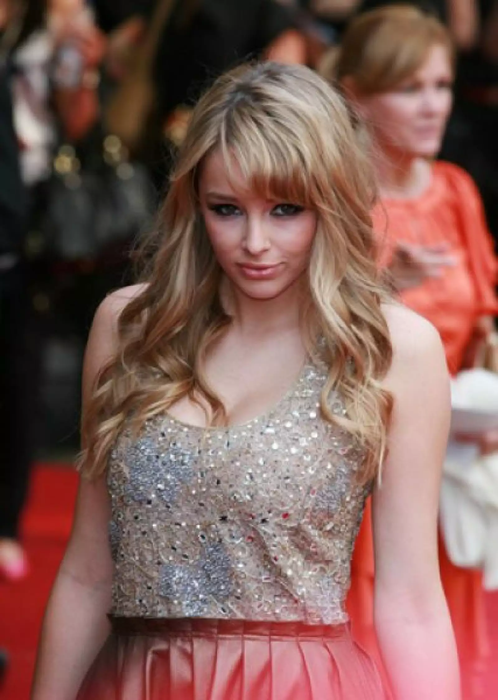 La sensual modelo británica Keeley Hazell.