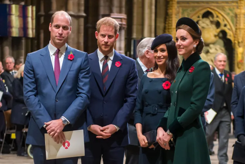 Príncipe William, príncipe Harry, Meghan Markle y Kate Middleton