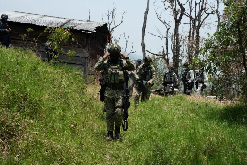 Soldados Recorren Pantelhó-7