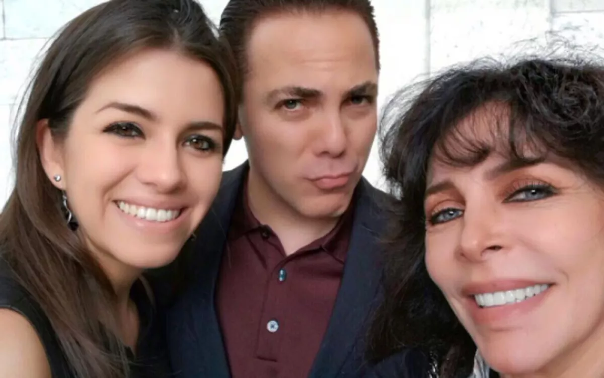 Cristian Castro, Carol Victoria Urban, Verónica Castro