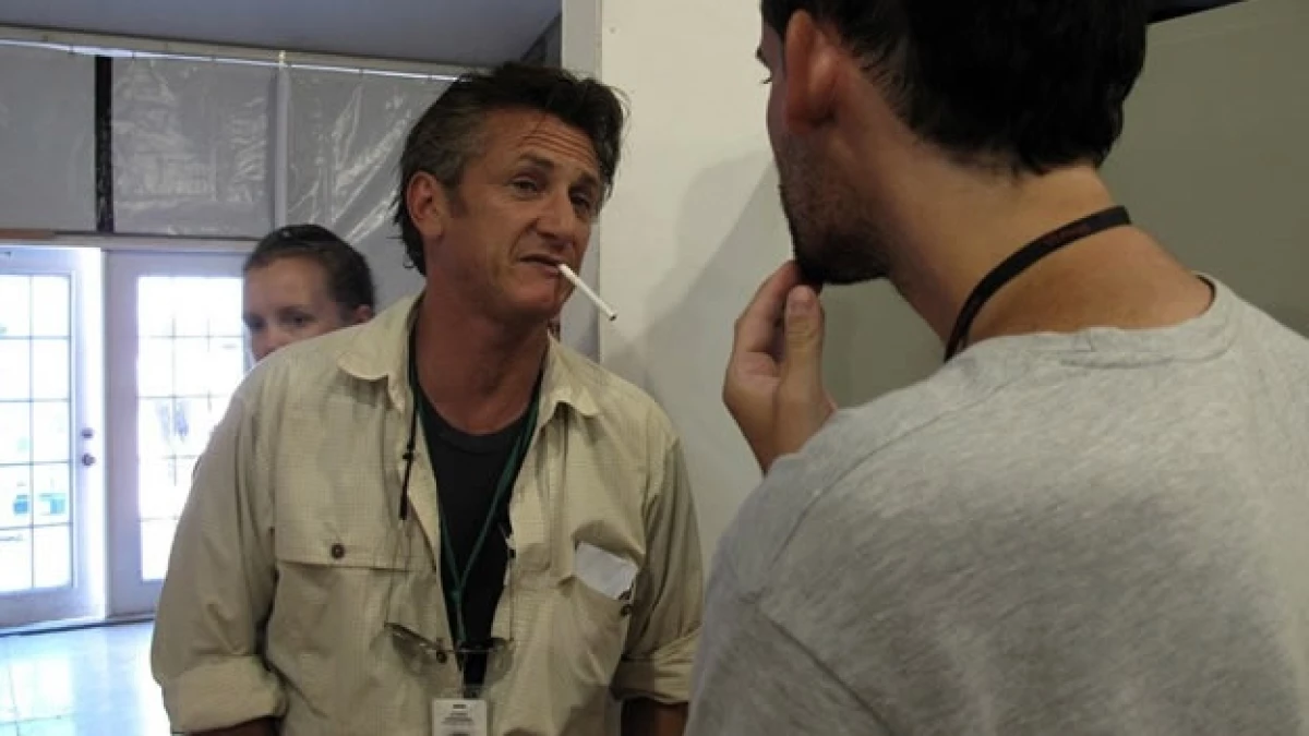 Sean Penn ayuda en la reconstrucción de Haití